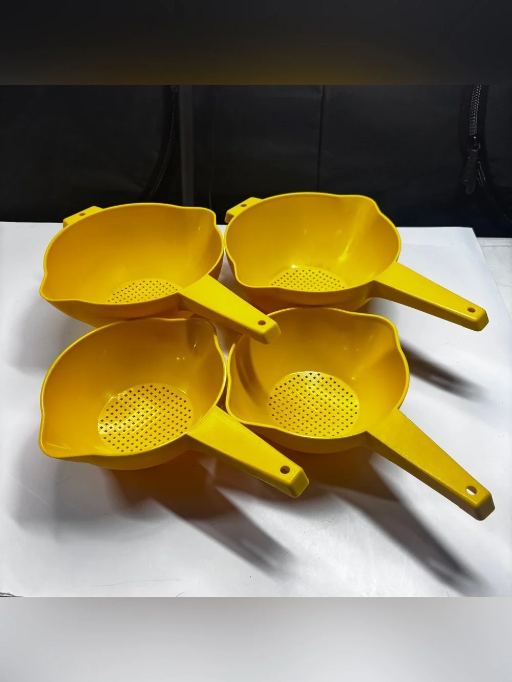 Vtg Tupperware 4 Yellow Colander Strainer 2qt 1 qt Grandma Cottage Core Country